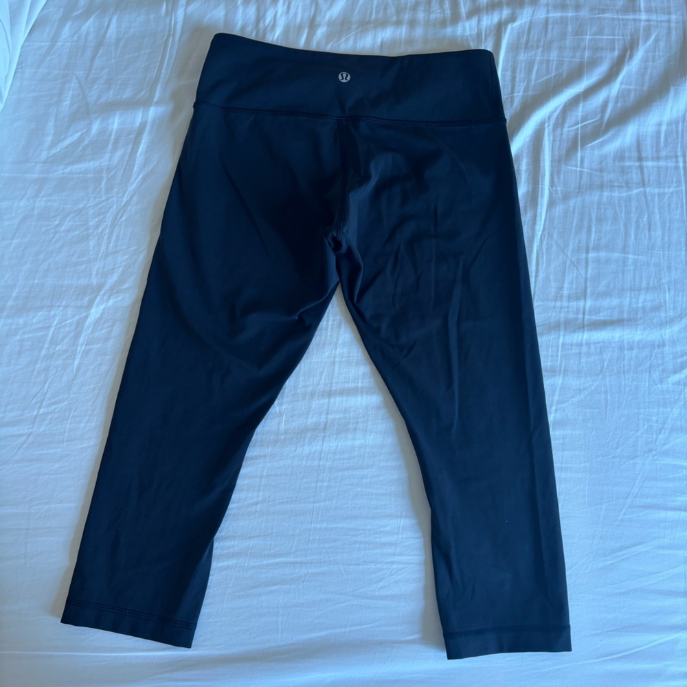 Lululemon Black Cropped Leggings